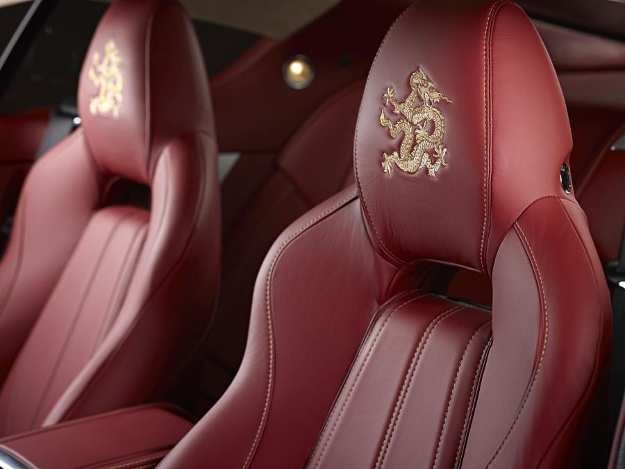 Интерьер Aston Martin Virage Dragon 88 2012 года  (фото 8 из 8)